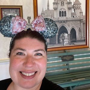 Meet your Posher, Alison